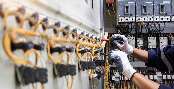 Professional Ceiling Fan Installation technician working in Princeton, IN